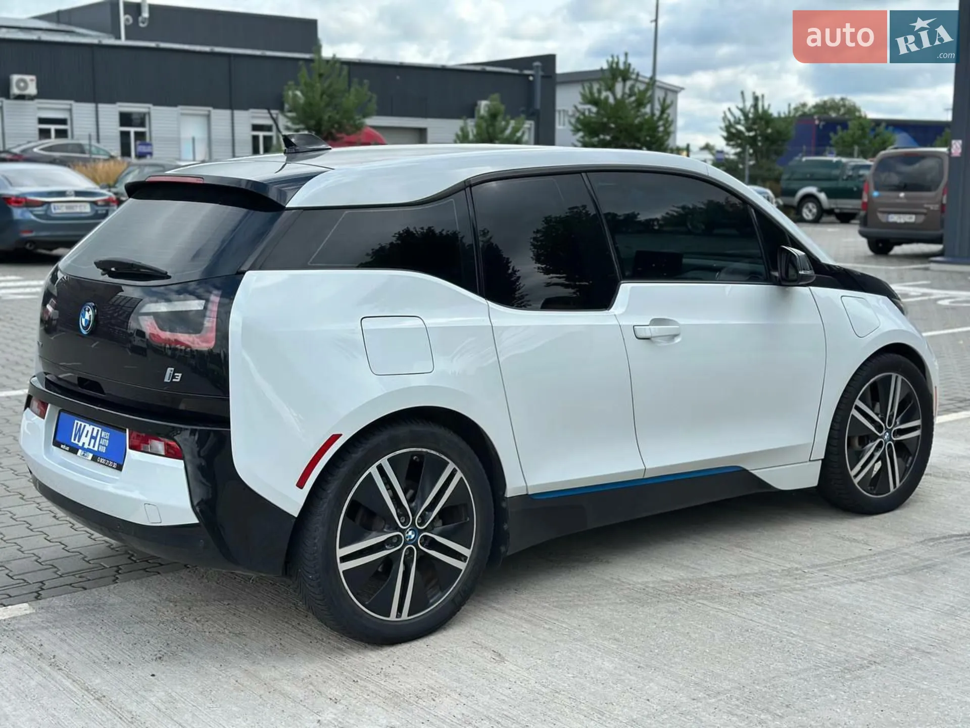 2015 BMW i3 - мініатюра 7