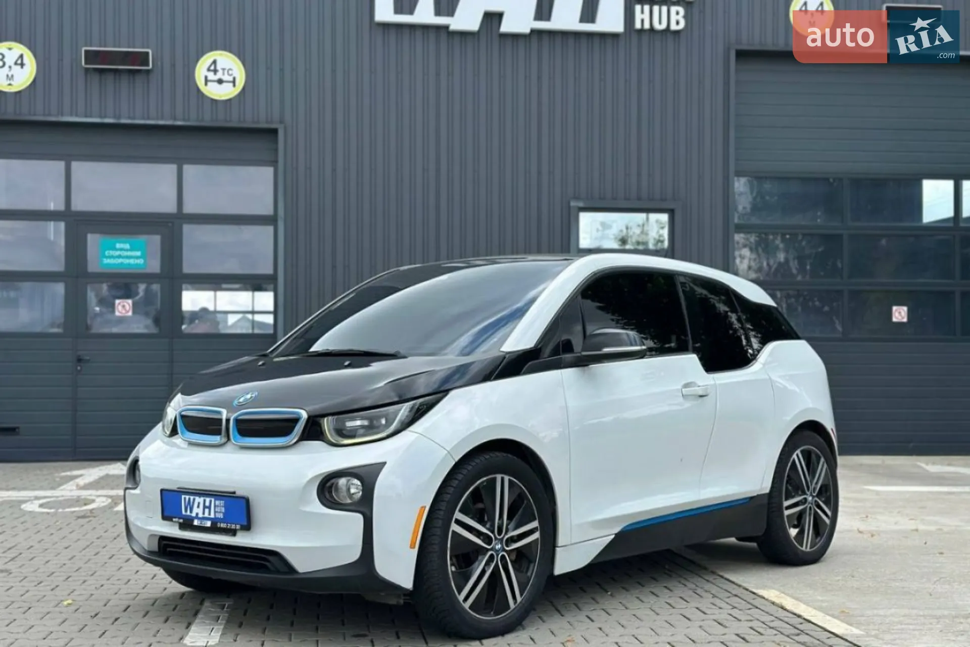 2015 BMW i3 - мініатюра 2