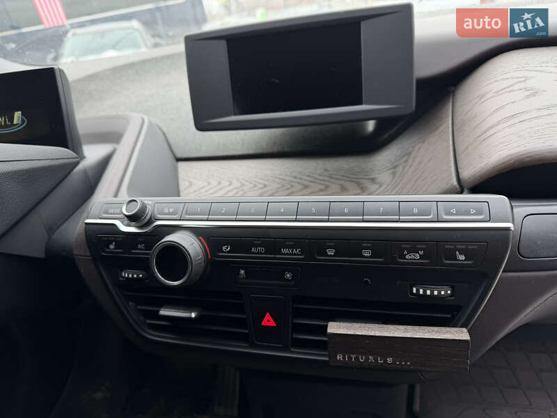 Хэтчбек BMW I3 2016 в Стрые