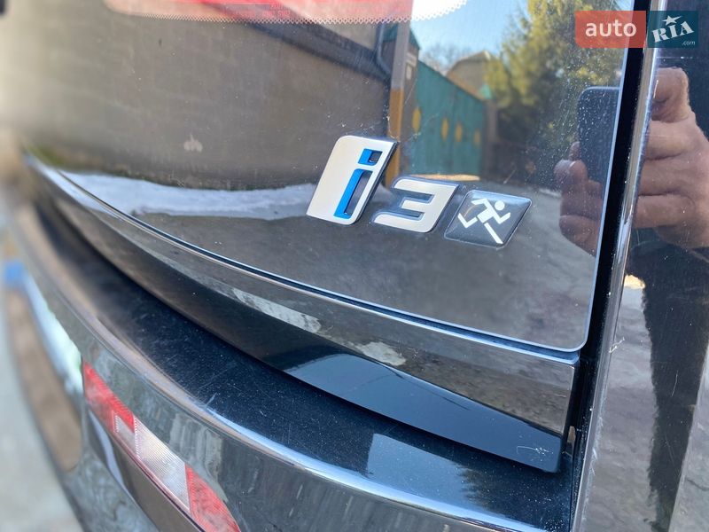 Хэтчбек BMW I3 2017 в Киеве