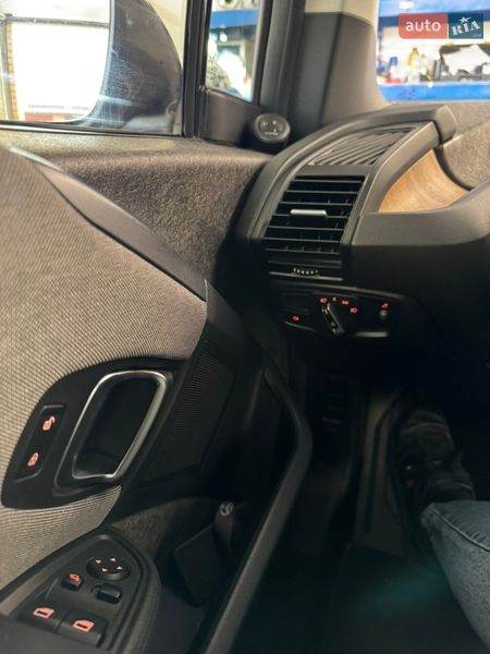 Хэтчбек BMW I3 2017 в Киеве фото 16 Хэтчбек BMW I3 2017 в Киеве