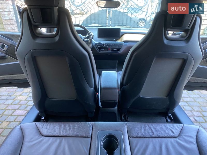 Хэтчбек BMW I3 2015 в Черновцах