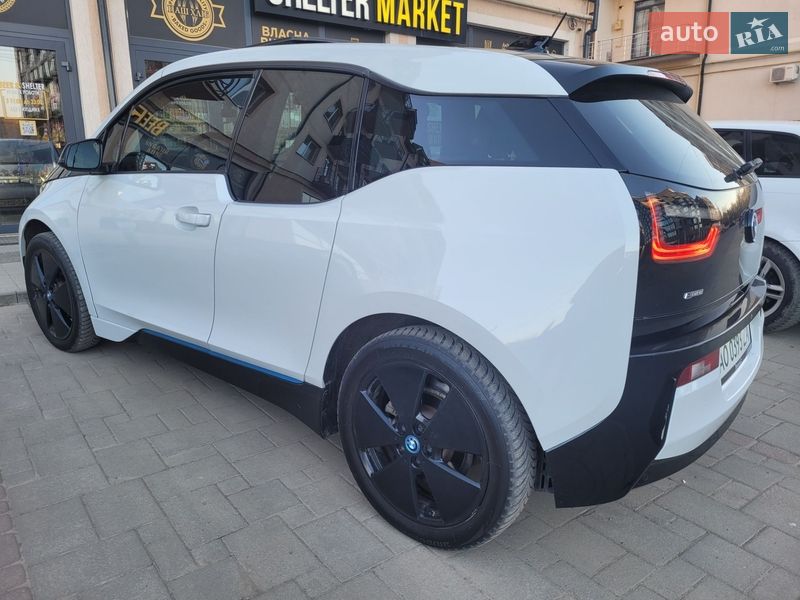 Хэтчбек BMW I3 2016 в Ужгороде