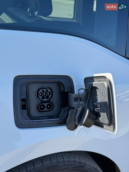 Хэтчбек BMW I3 2015 в Житомире