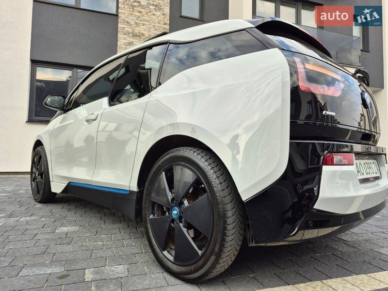 Хэтчбек BMW I3 2016 в Ужгороде