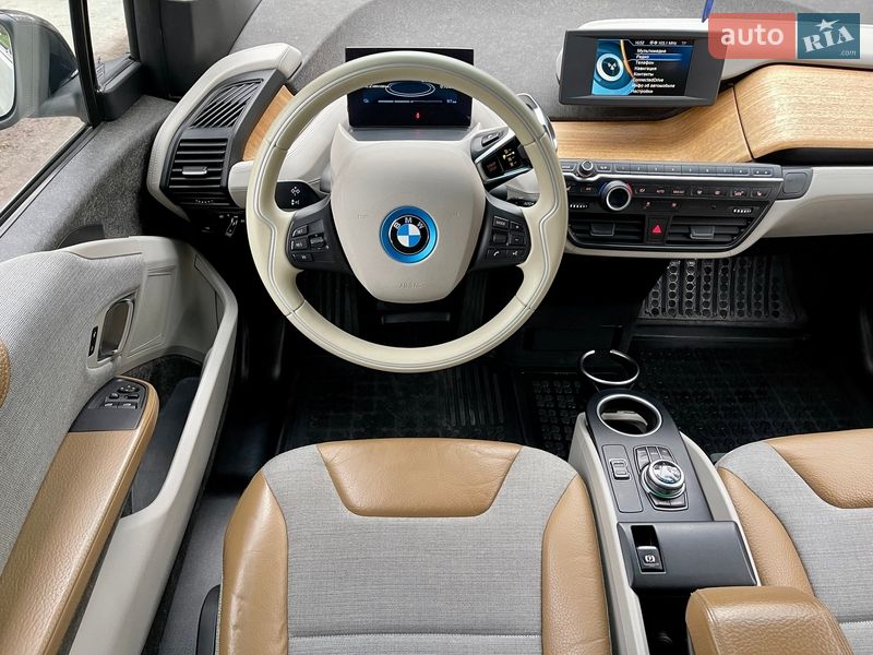 Хэтчбек BMW I3 2016 в Киеве