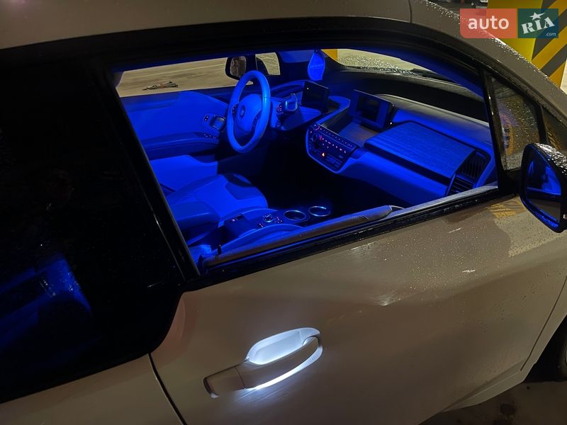 Хэтчбек BMW I3 2016 в Киеве