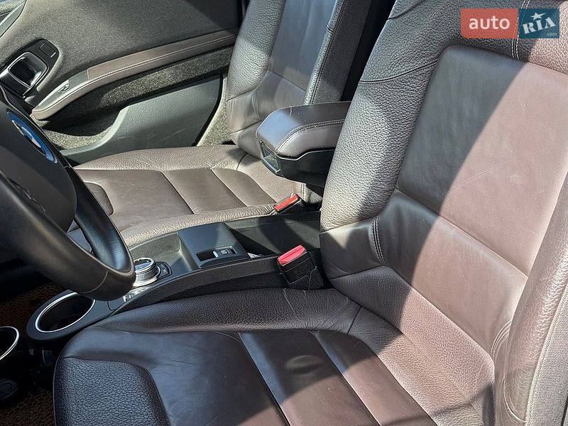 Хетчбек BMW I3 2016 в Кам'янець-Подільському