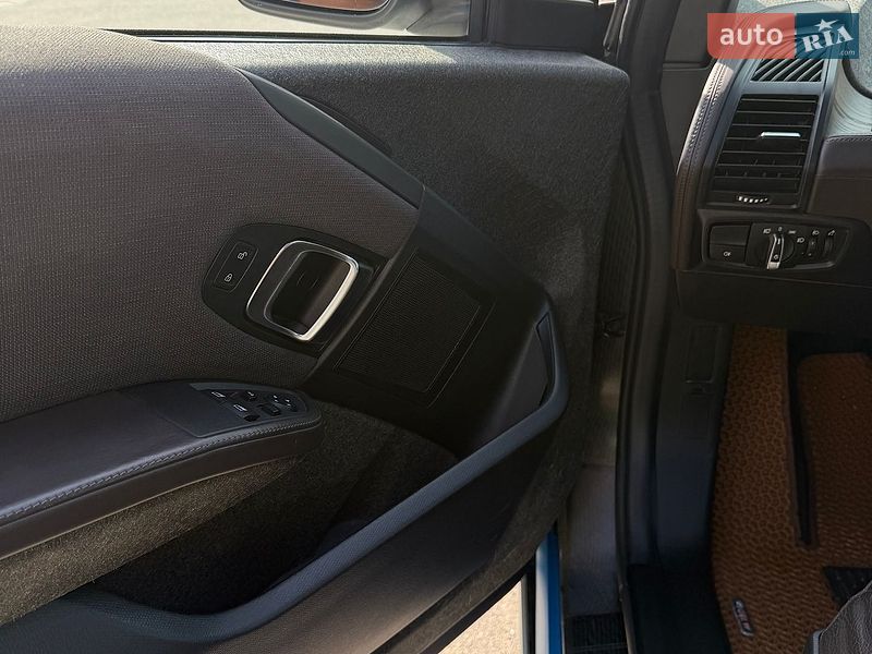 Хетчбек BMW I3 2016 в Кам'янець-Подільському