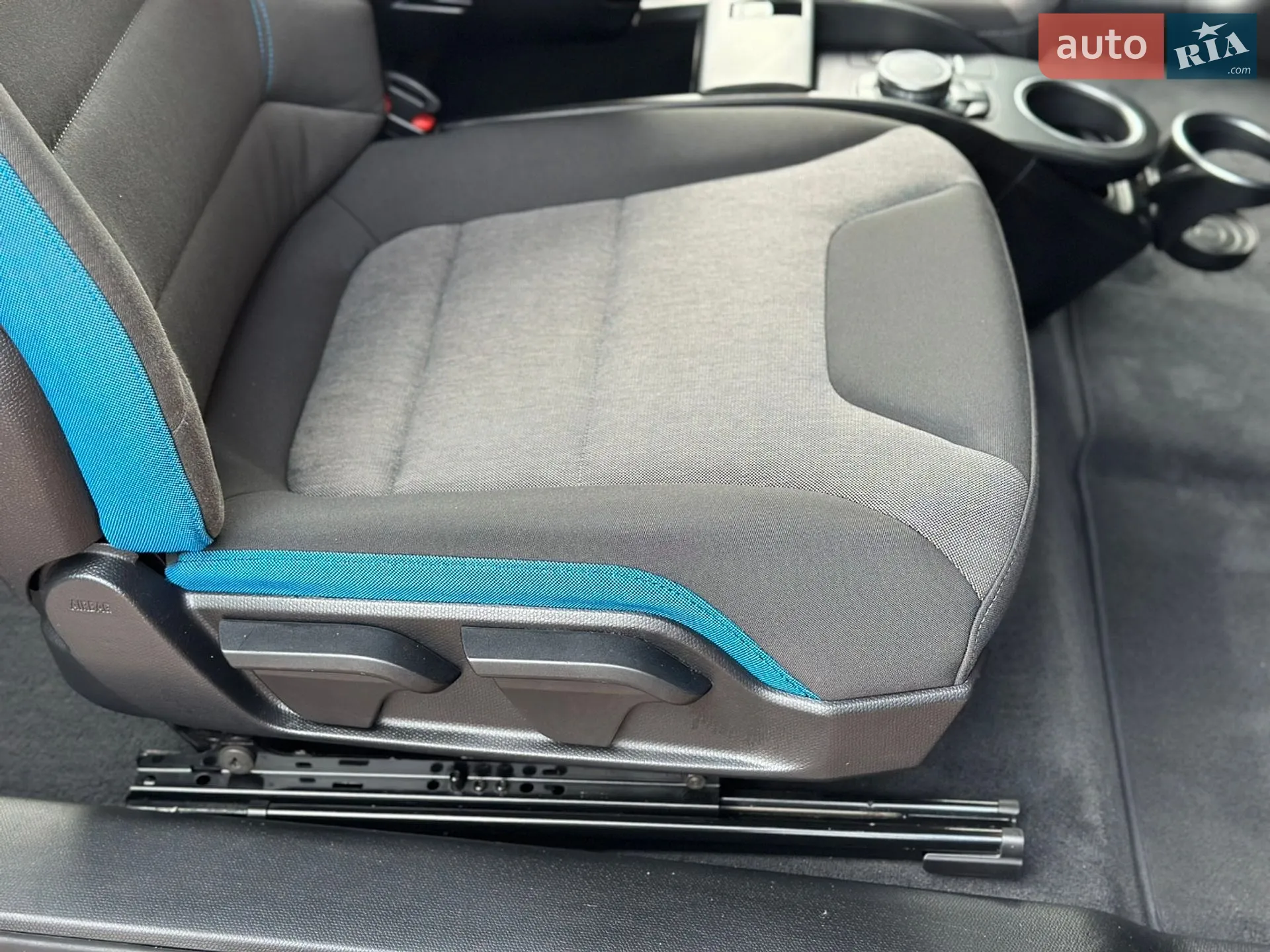 2016 BMW i3 - мініатюра 27