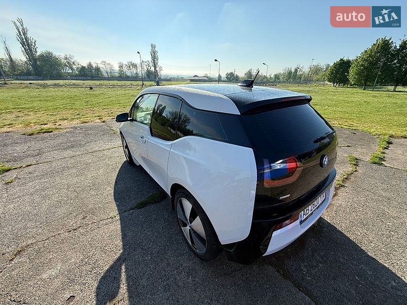 Хэтчбек BMW I3 2015 в Ладыжине