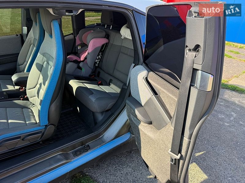 Хэтчбек BMW I3 2015 в Ладыжине