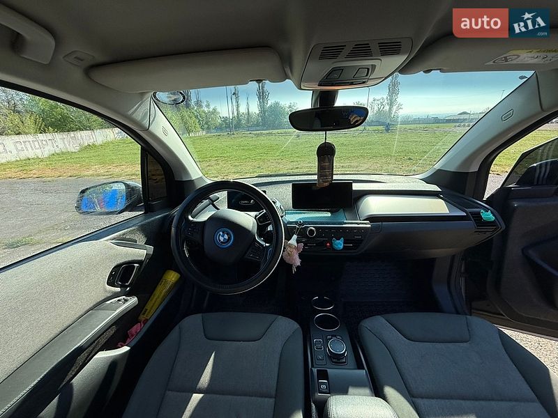 Хэтчбек BMW I3 2015 в Ладыжине