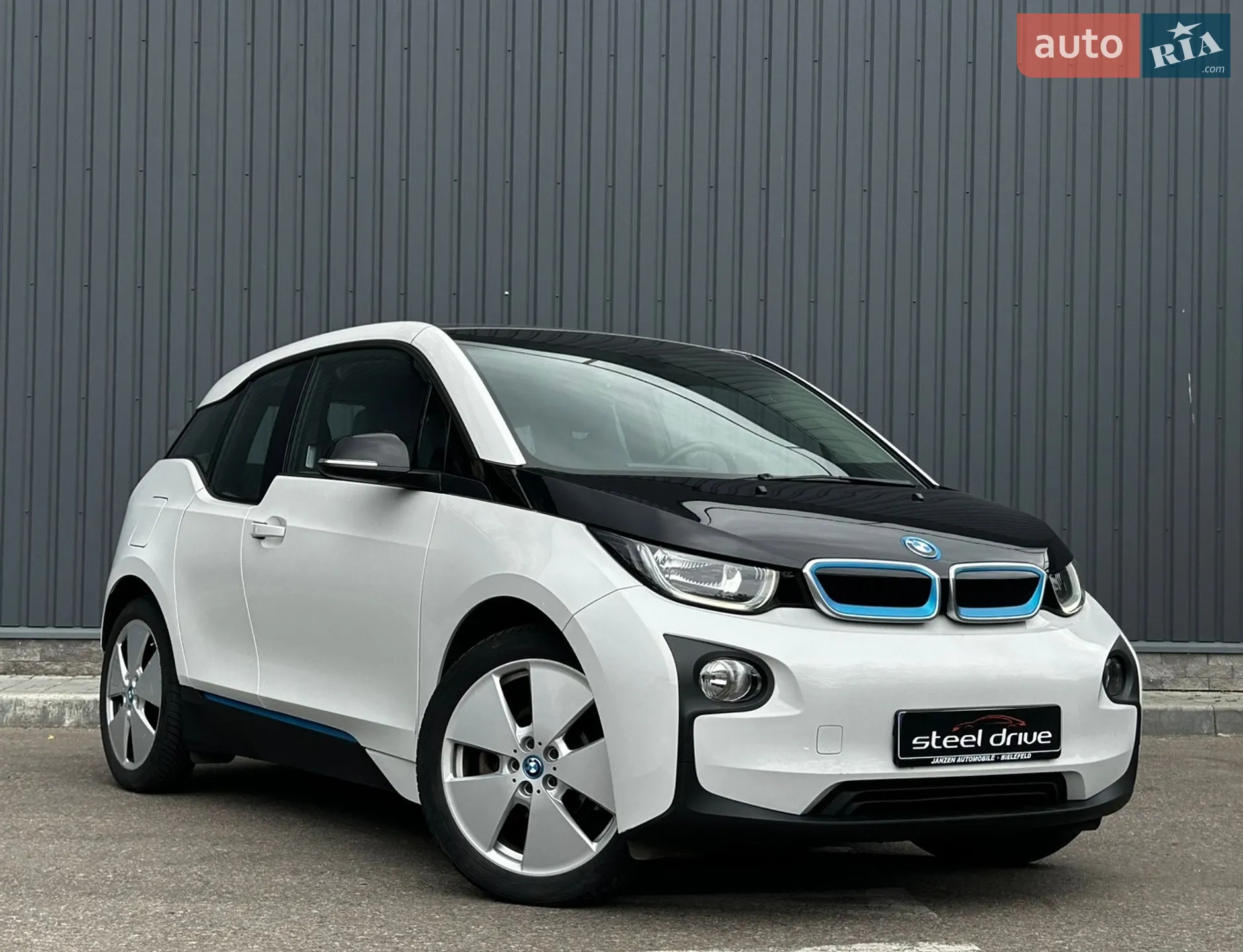 2015 BMW i3 - фото 1