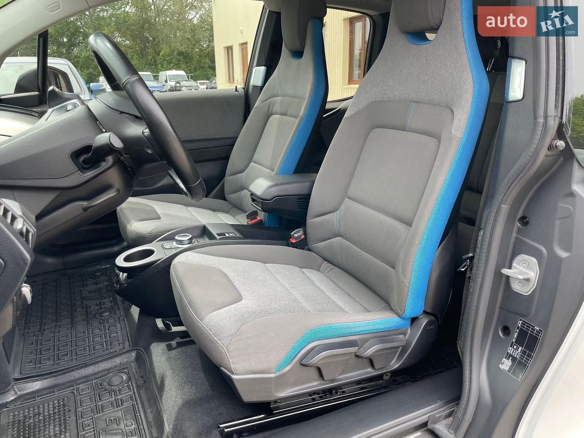 2020 BMW i3 - мініатюра 26