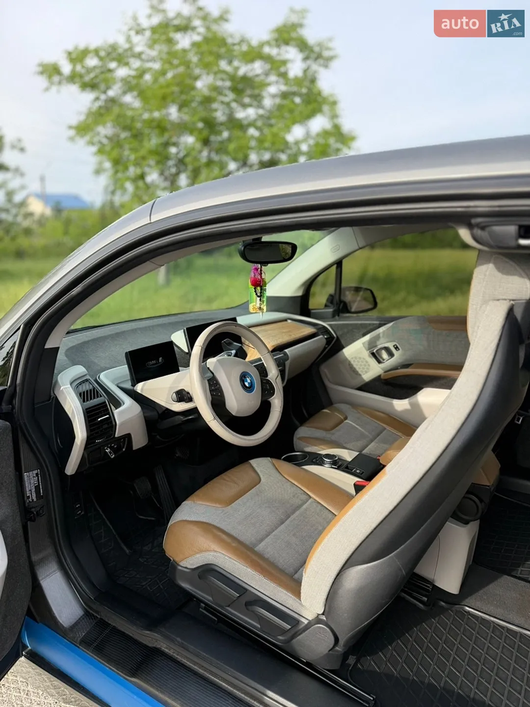 2016 BMW i3 - мініатюра 10