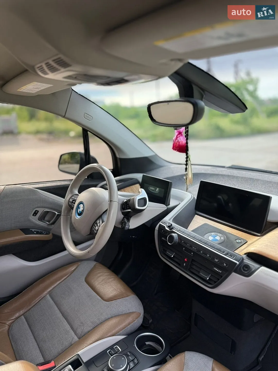 2016 BMW i3 - мініатюра 19