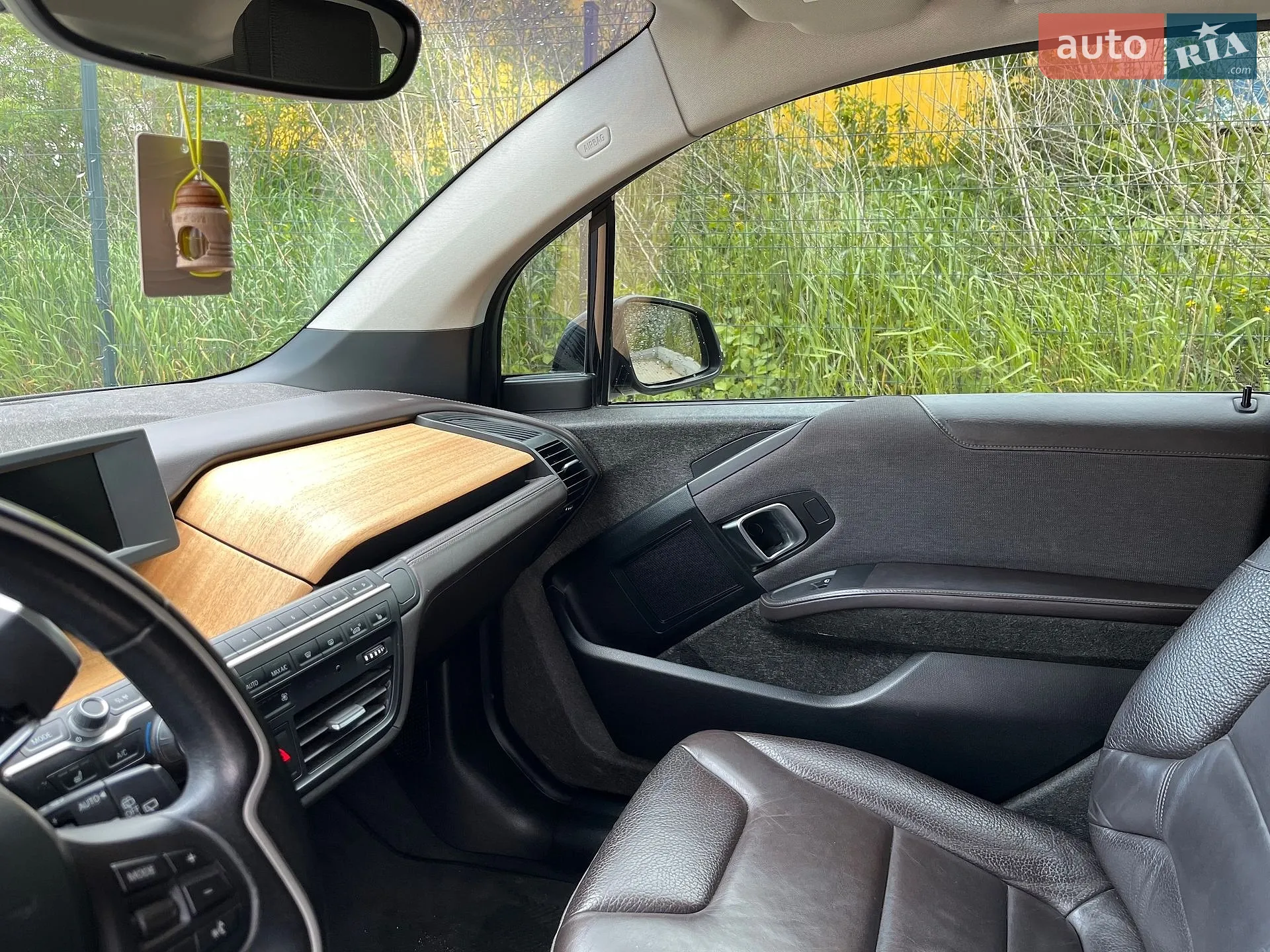 2016 BMW i3 - мініатюра 20