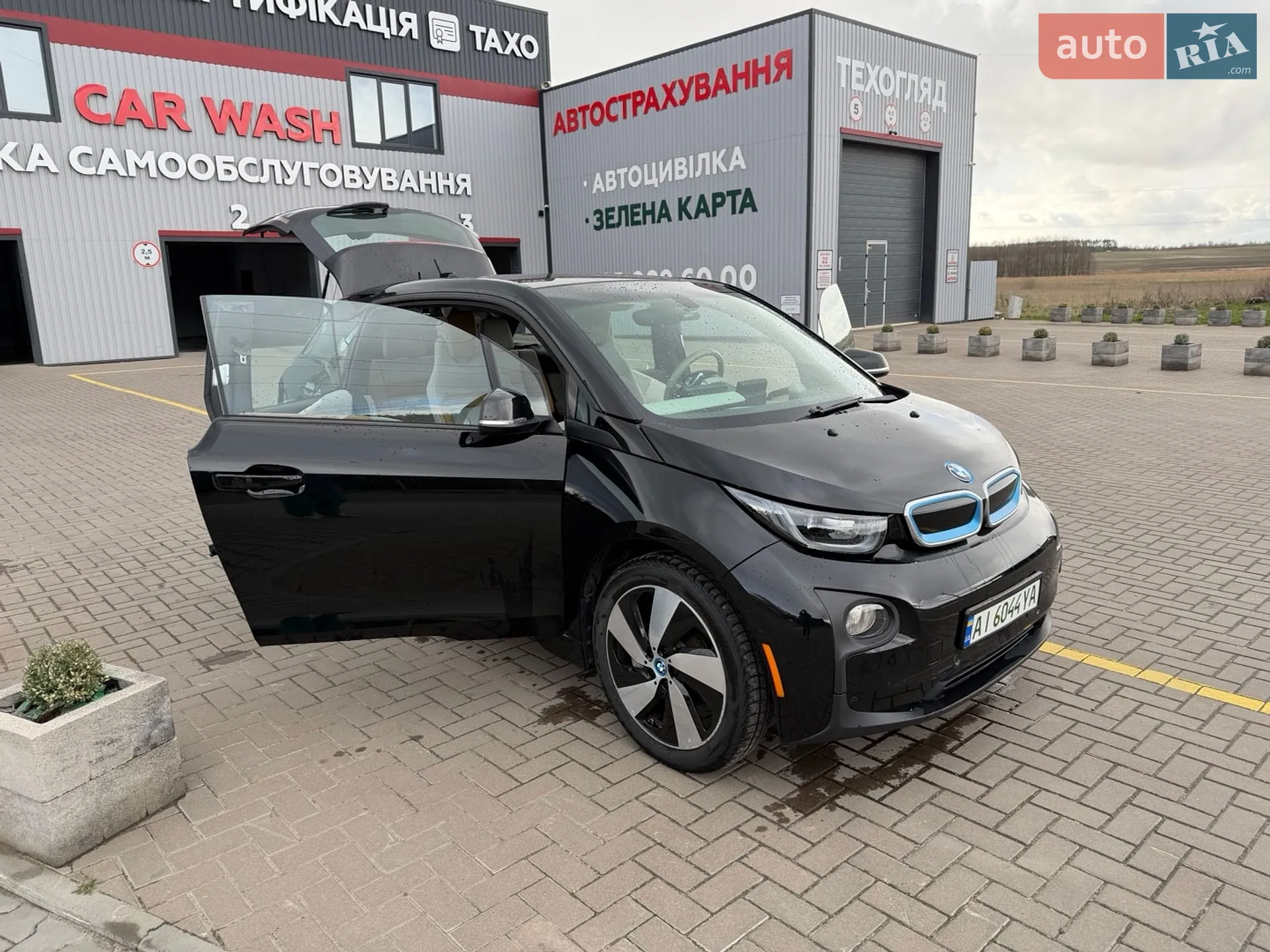 2016 BMW i3 - мініатюра 6