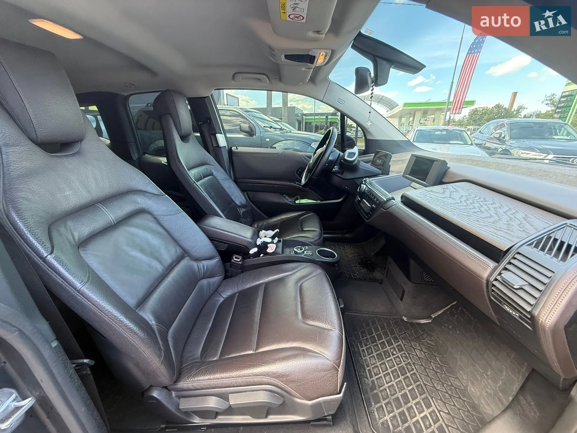 2016 BMW i3 - мініатюра 16