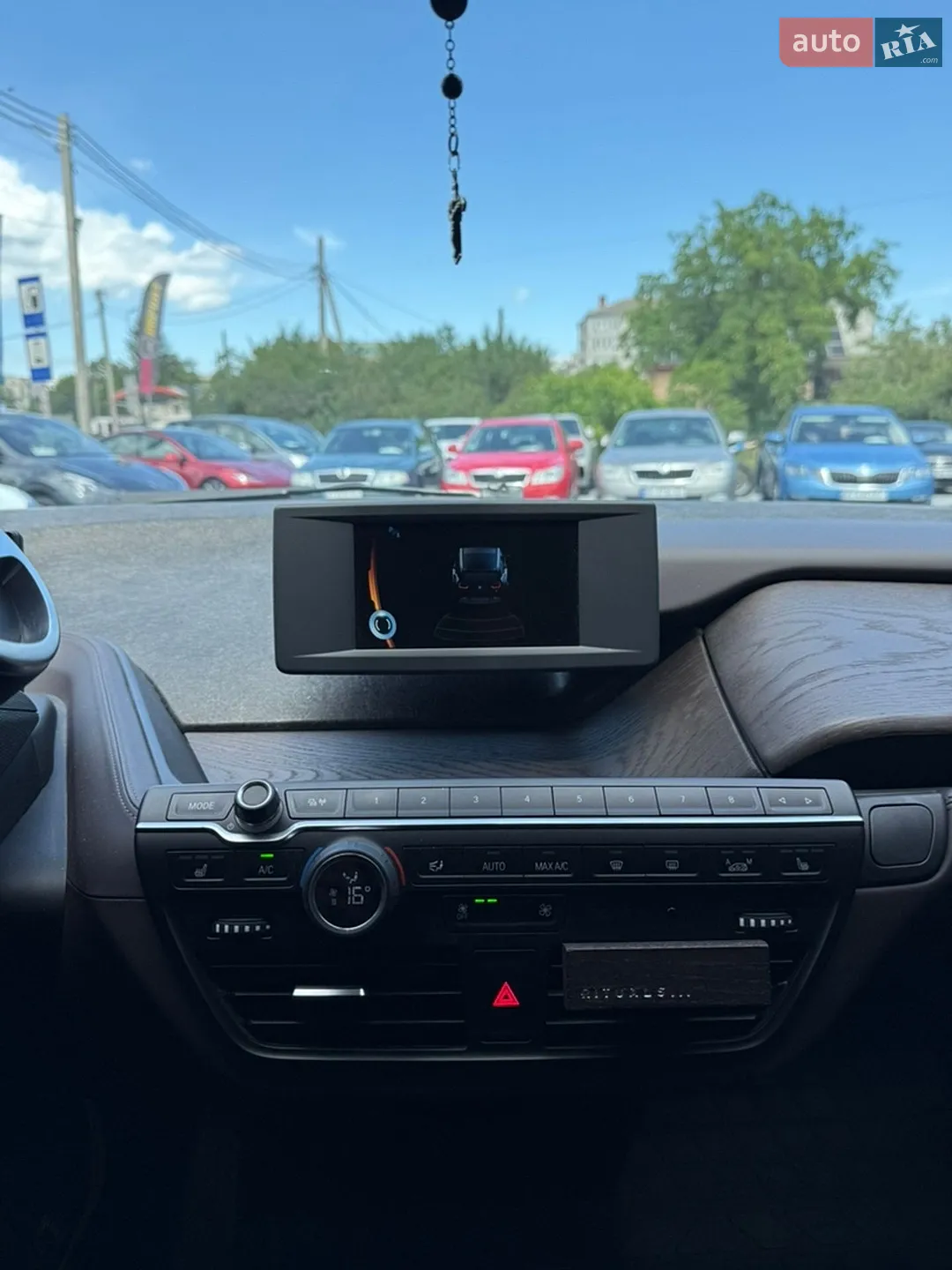 2016 BMW i3 - мініатюра 25