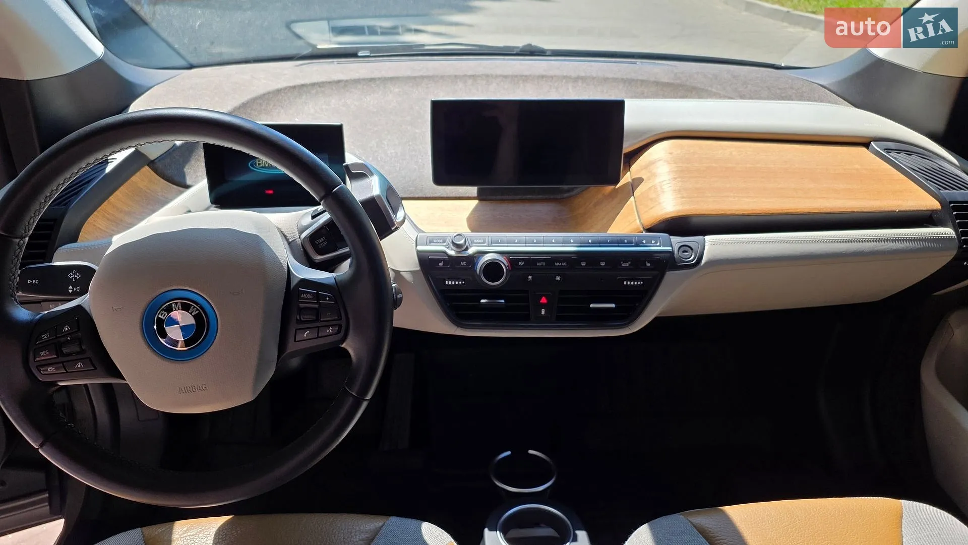 2015 BMW i3 - мініатюра 12