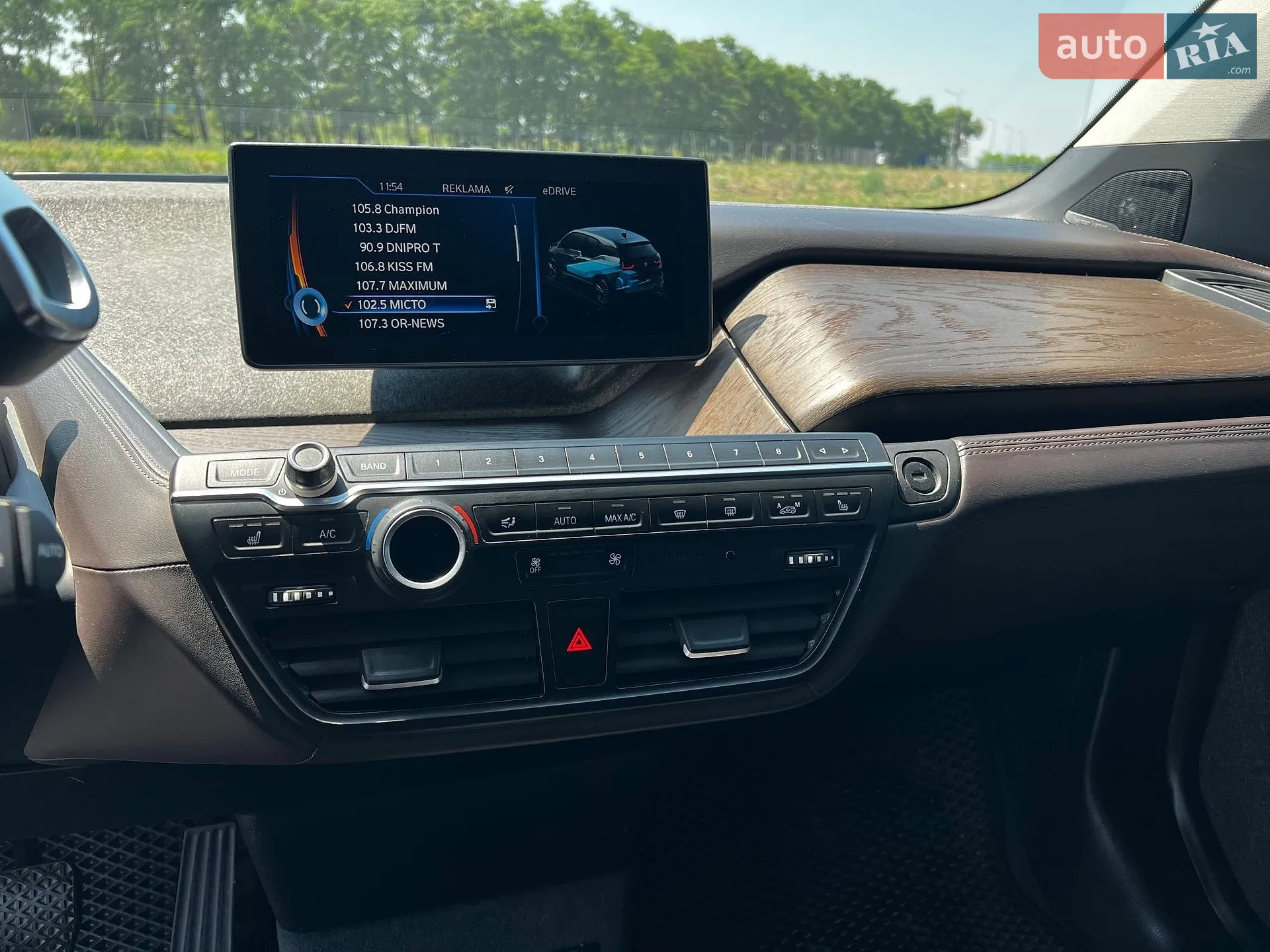 2017 BMW i3 - мініатюра 12