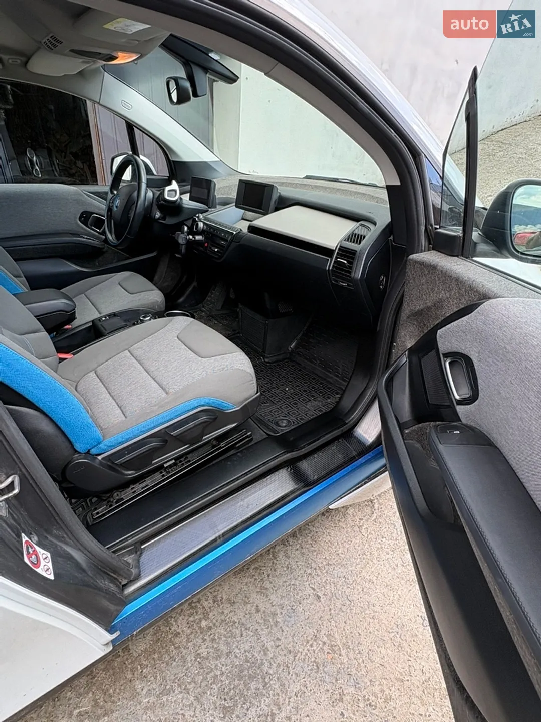 2015 BMW i3 - мініатюра 2