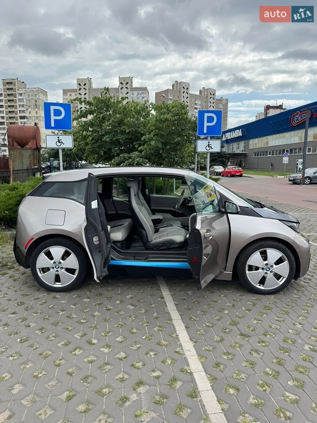 2014 BMW i3 - мініатюра 9