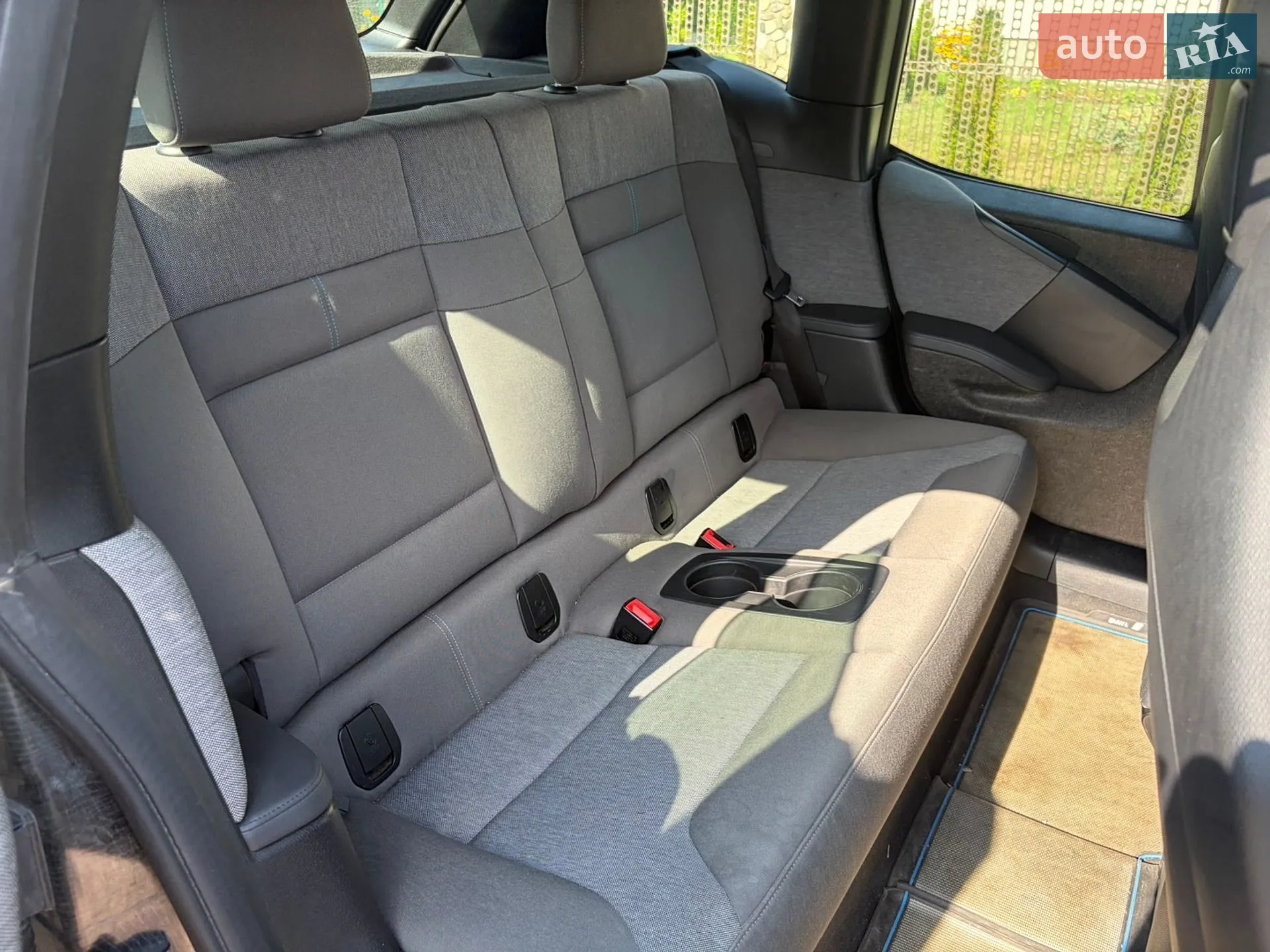 2016 BMW i3 - мініатюра 14