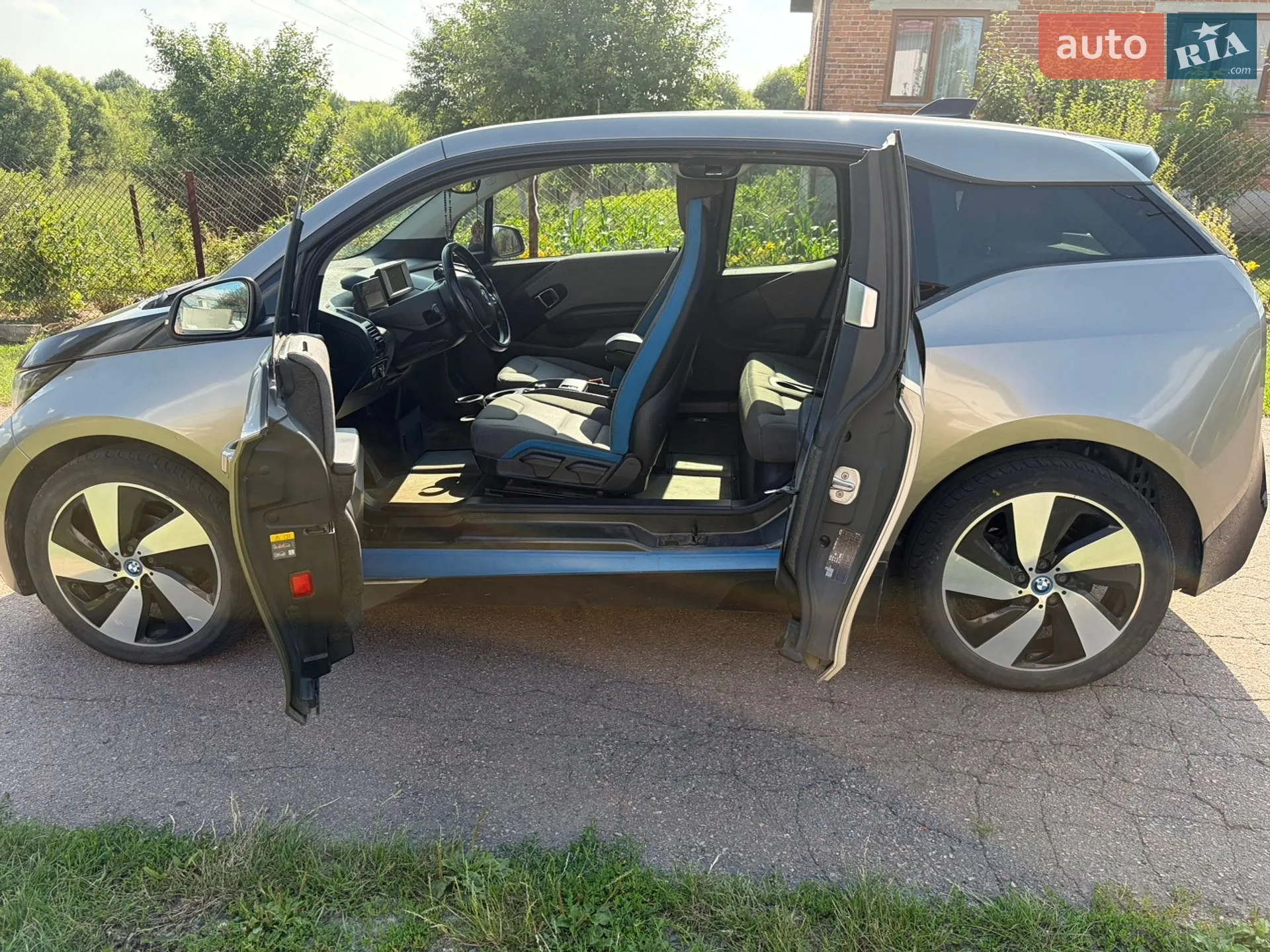 2016 BMW i3 - мініатюра 15