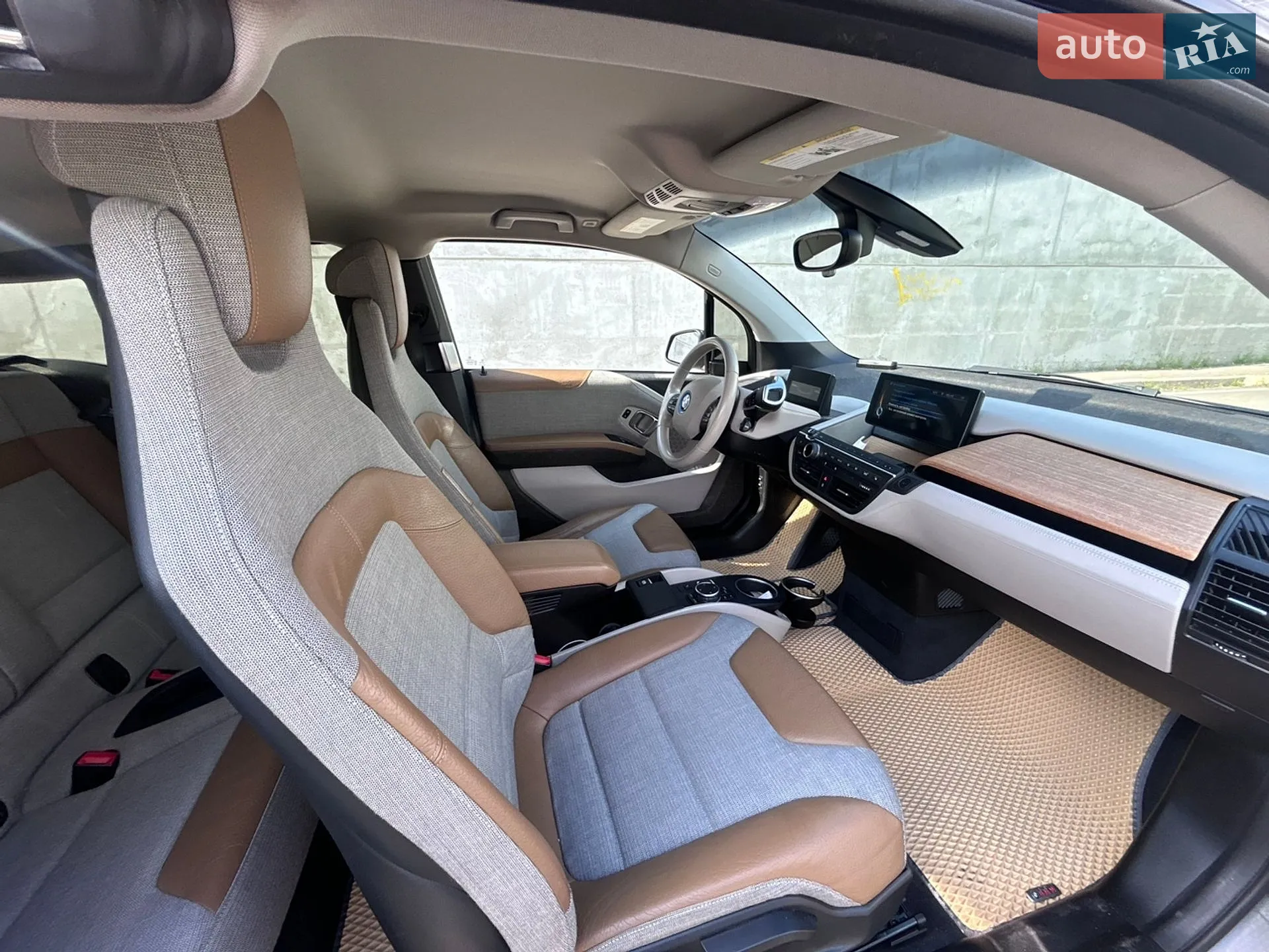 2016 BMW i3 - мініатюра 9