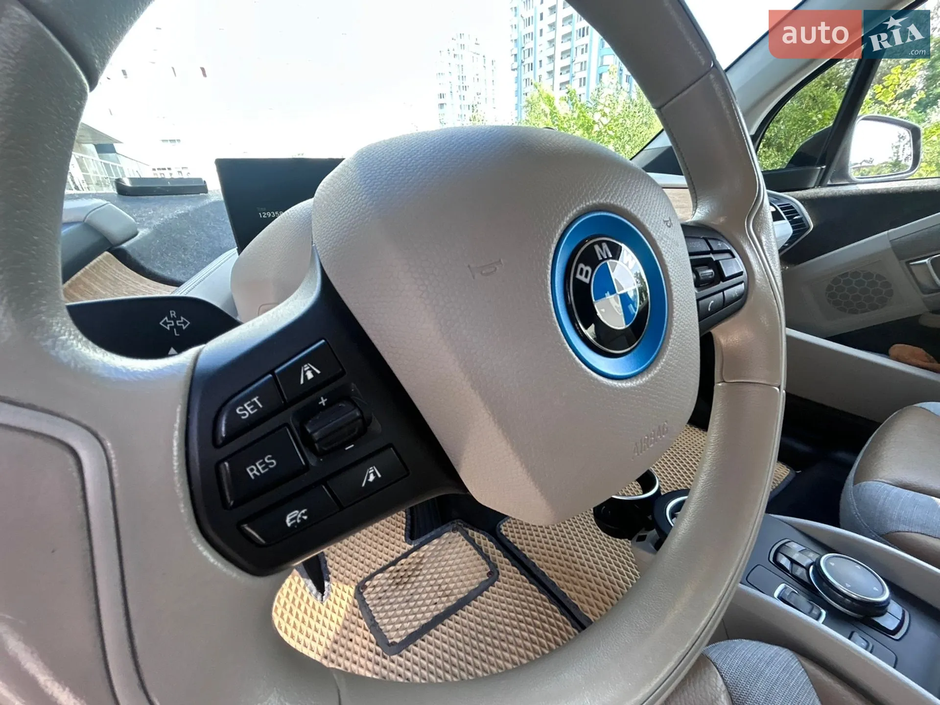 2016 BMW i3 - мініатюра 18