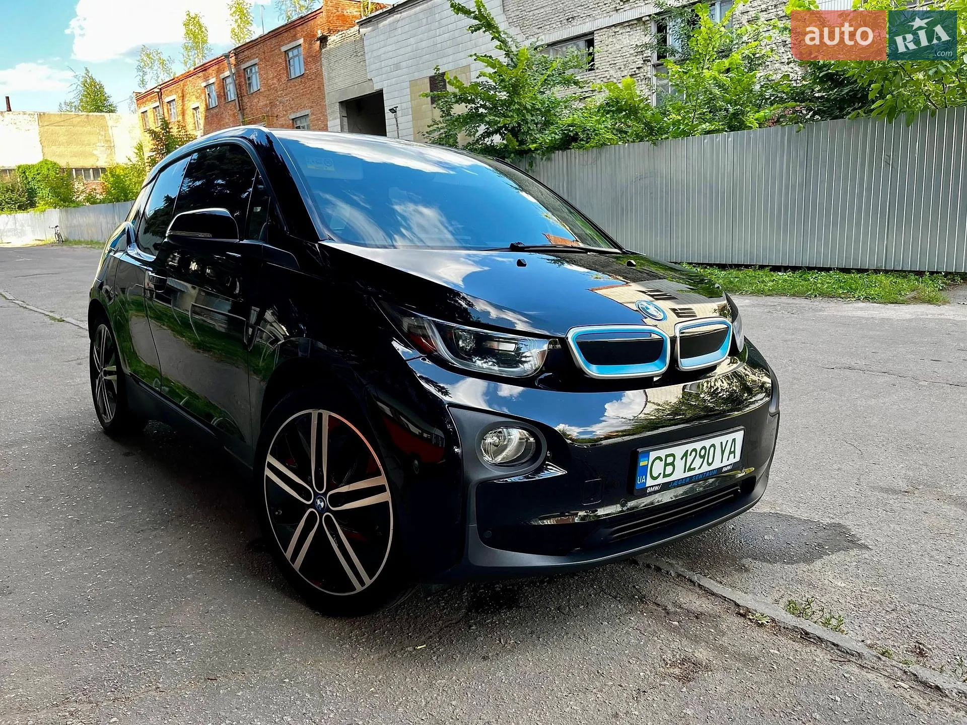 2017 BMW i3 - фото 1