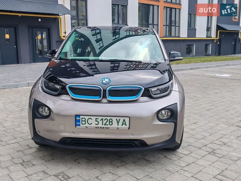 BMW I3