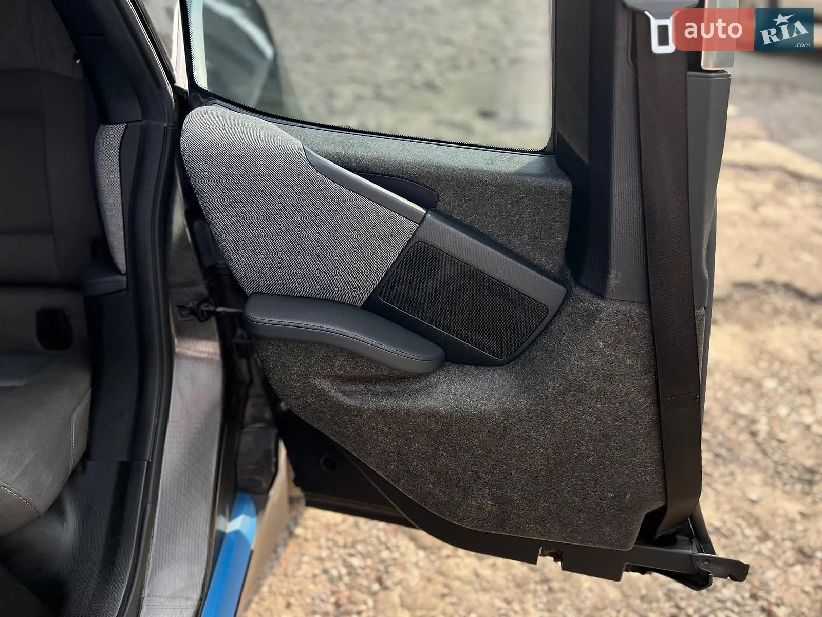 2017 BMW i3 - мініатюра 21