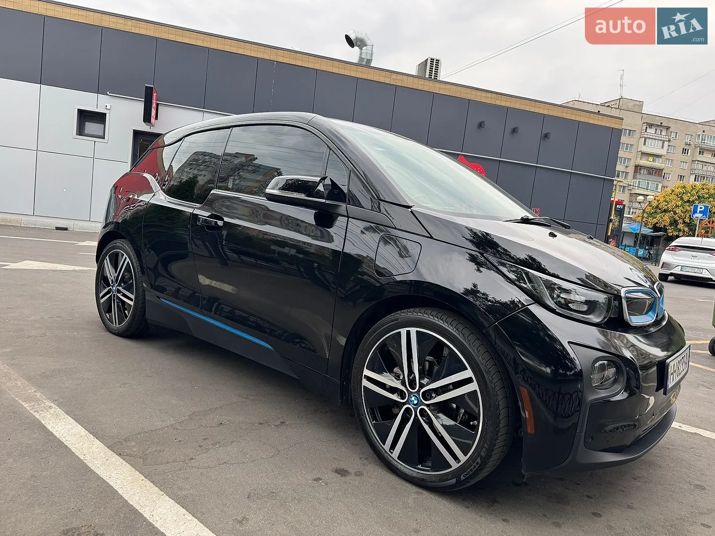 2016 BMW i3 - мініатюра 2