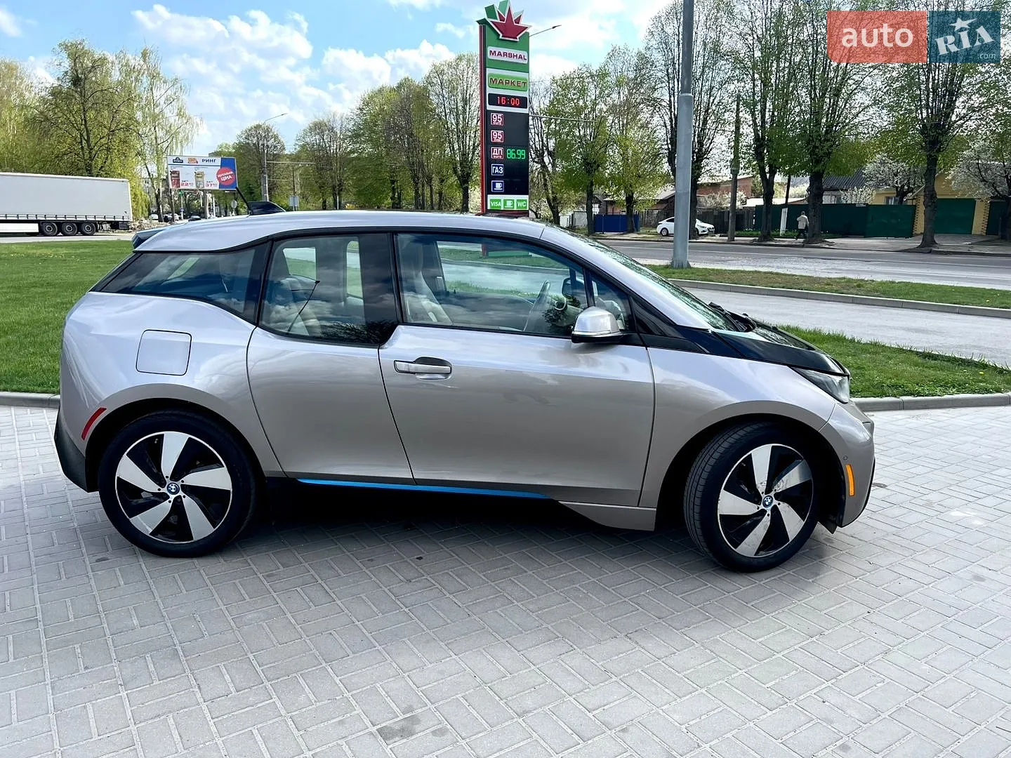 2014 BMW i3 - мініатюра 14