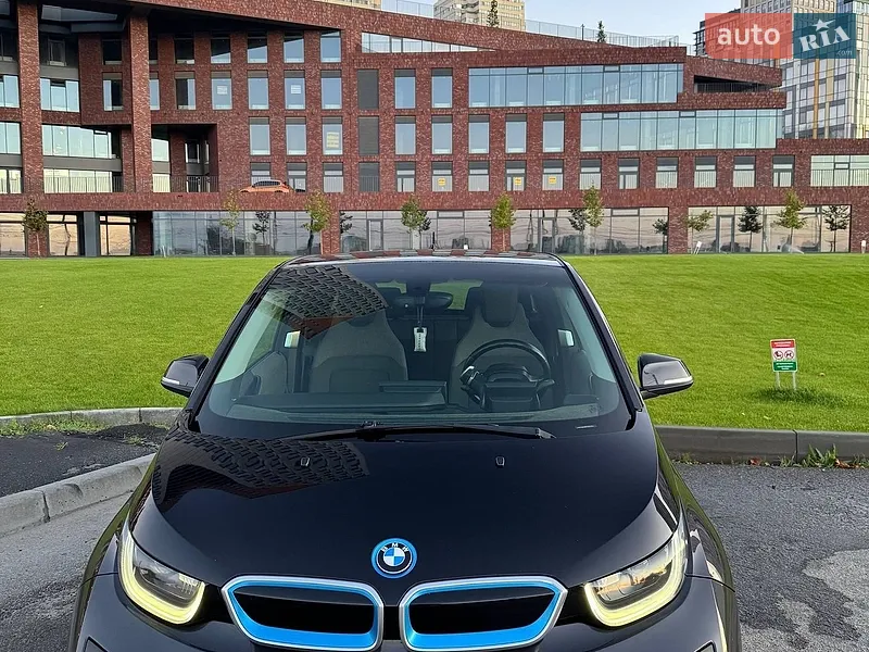BMW I3