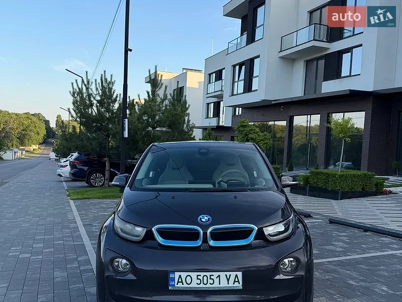 BMW I3