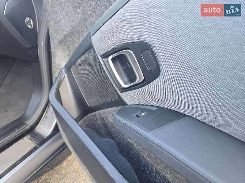 Хэтчбек BMW i3S 2017 в Ковеле