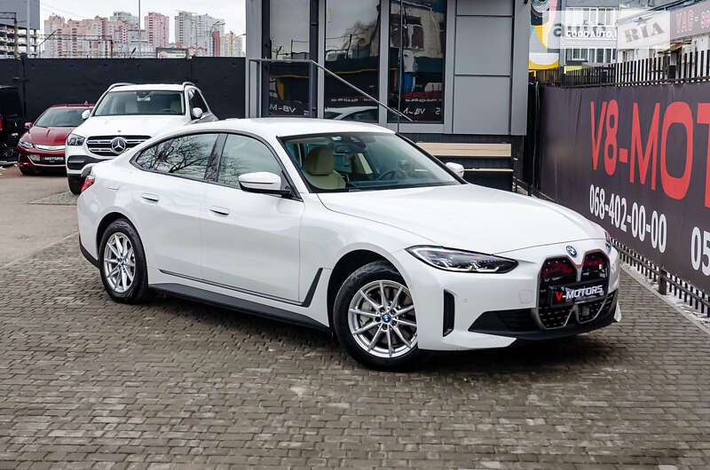Купе BMW i4 2023 в Киеве