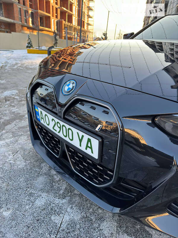 Купе BMW i4 2022 в Тячеве