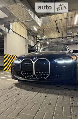 Купе BMW i4 2022 в Львові