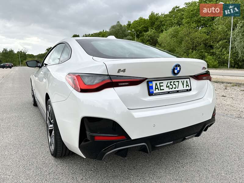 Купе BMW i4 2022 в Дніпрі