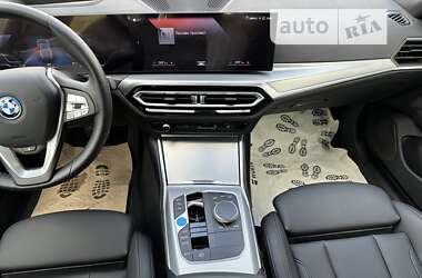 Купе BMW i4 2023 в Львове