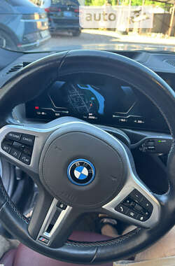 Купе BMW i4 2022 в Сокале