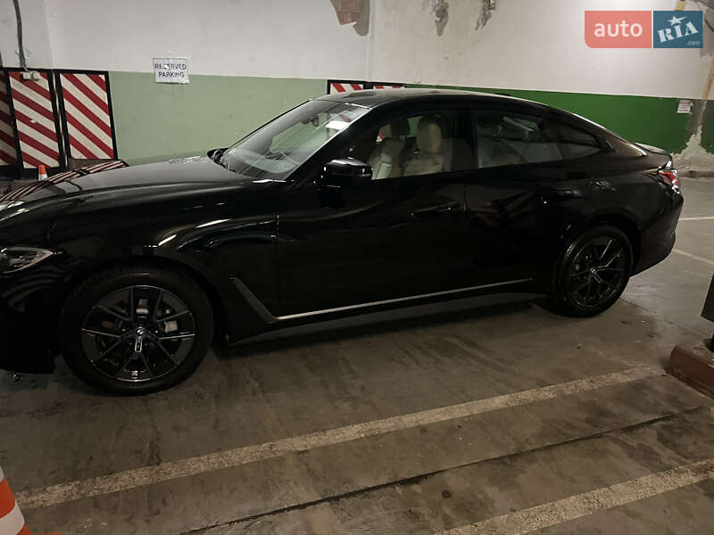 Купе BMW i4 2023 в Києві