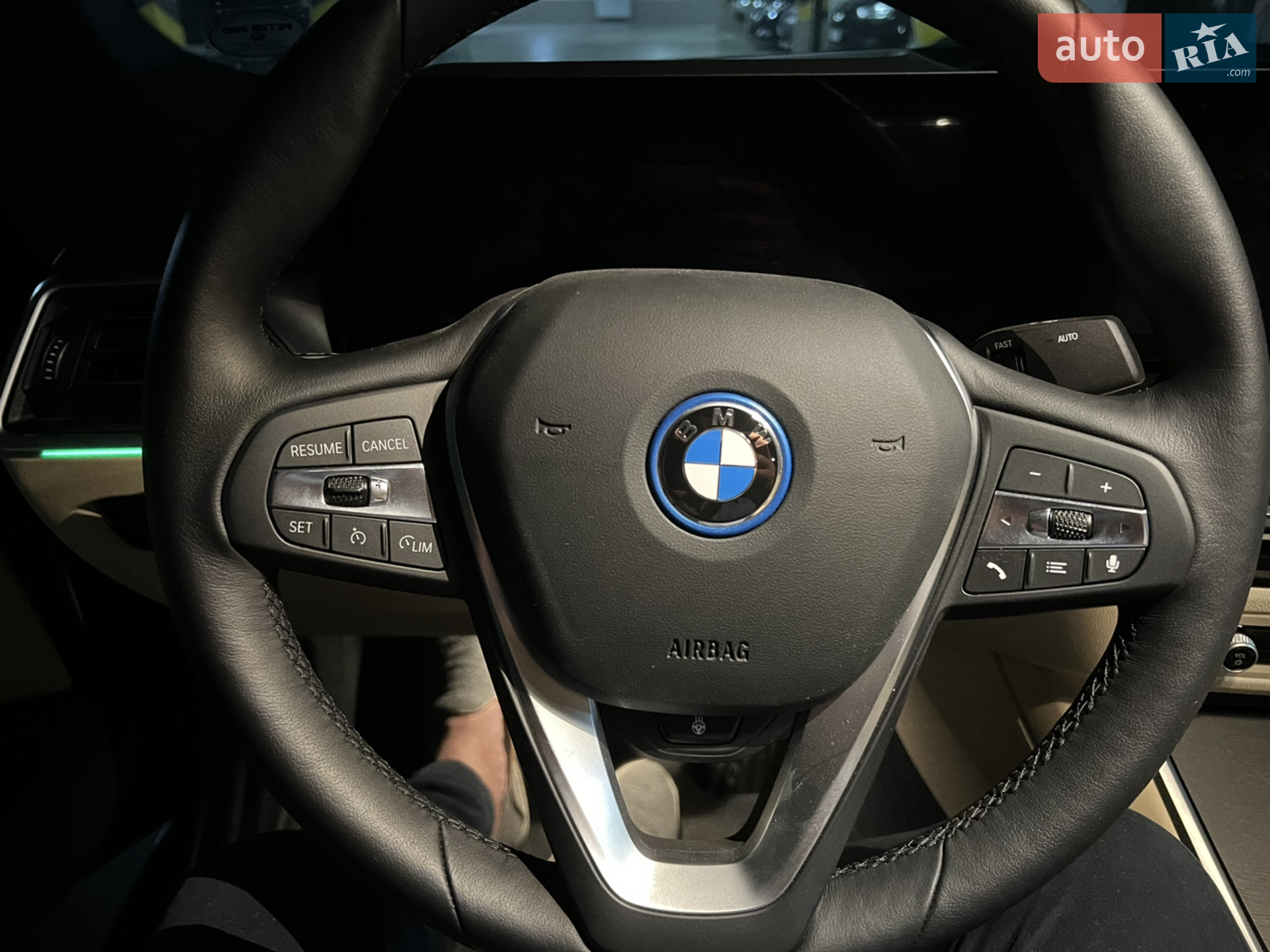 2023 BMW i4 - мініатюра 10