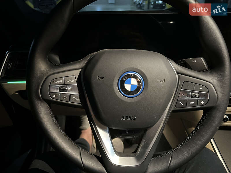 Купе BMW i4 2023 в Києві